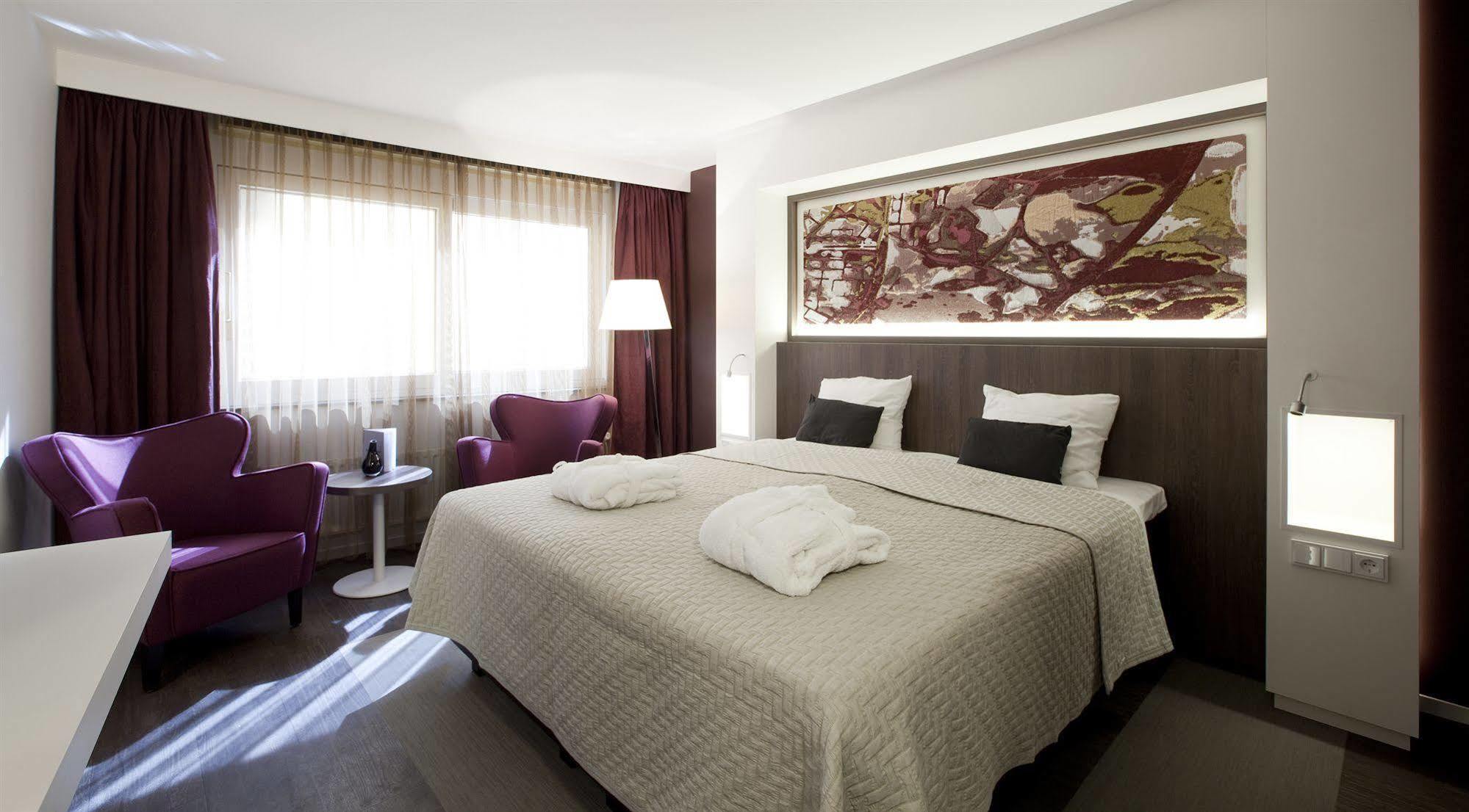 Du Bonheur Hotel 4*